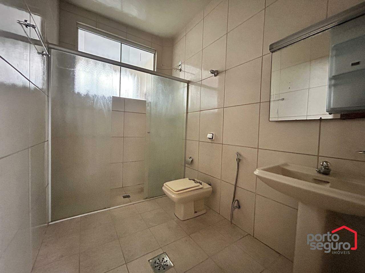 Apartamento para aluguel no Centro: Apartamento para alugar, Centro - Divinópolis/MG