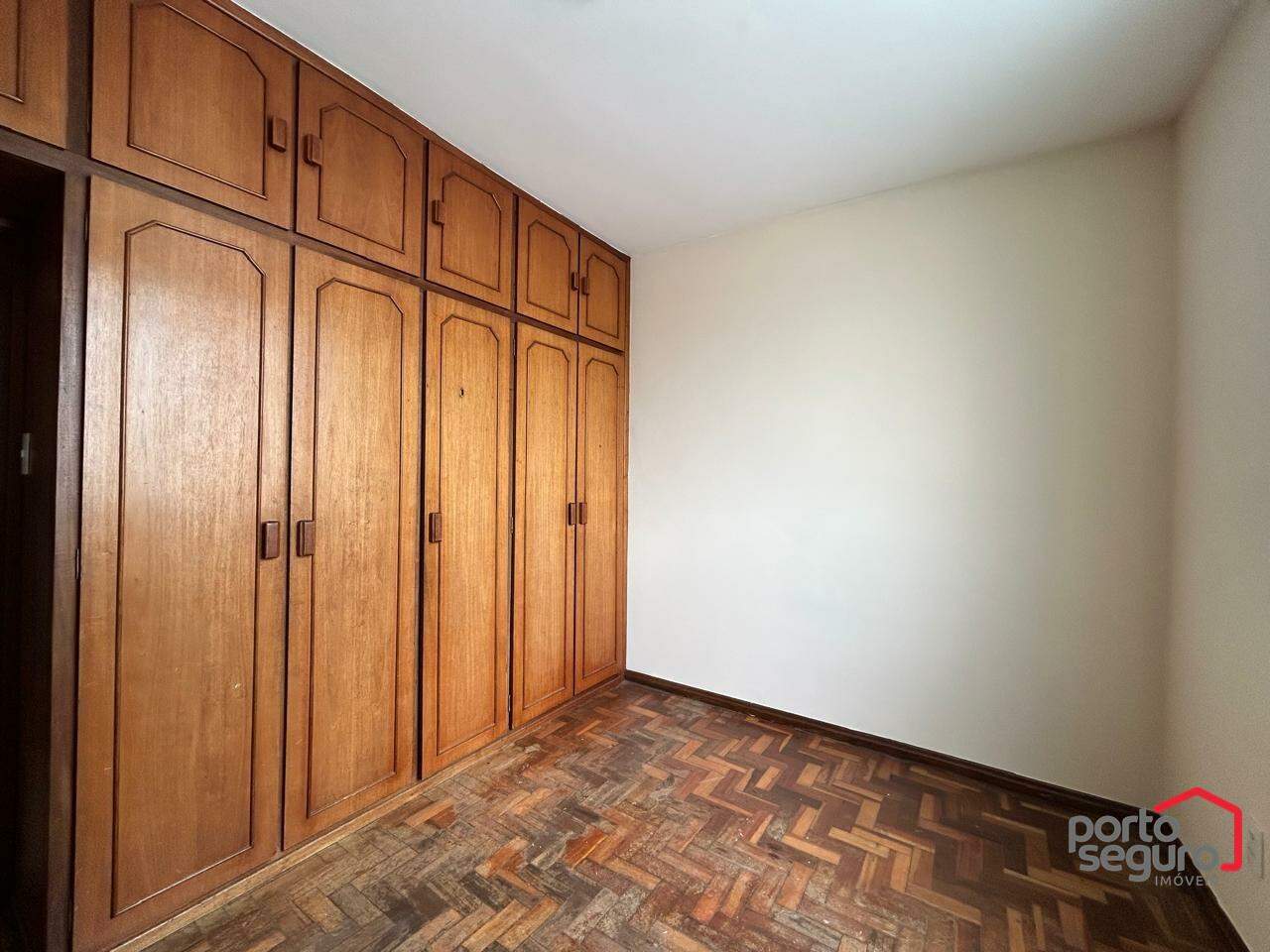 Apartamento para aluguel no Centro: Apartamento para alugar, Centro - Divinópolis/MG