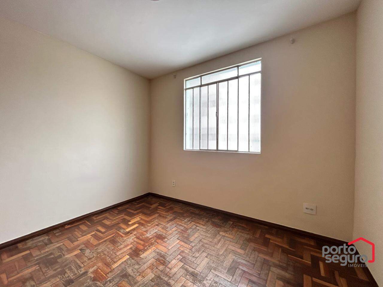 Apartamento para aluguel no Centro: Apartamento para alugar, Centro - Divinópolis/MG