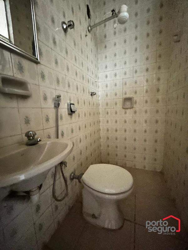 Apartamento para aluguel no Centro: Apartamento para alugar, Centro - Divinópolis/MG