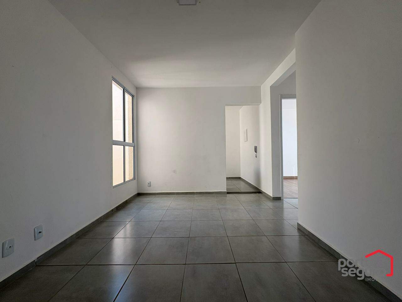 Apartamento para aluguel no Interlagos: Apartamento para alugar, Interlagos - Divinópolis/MG