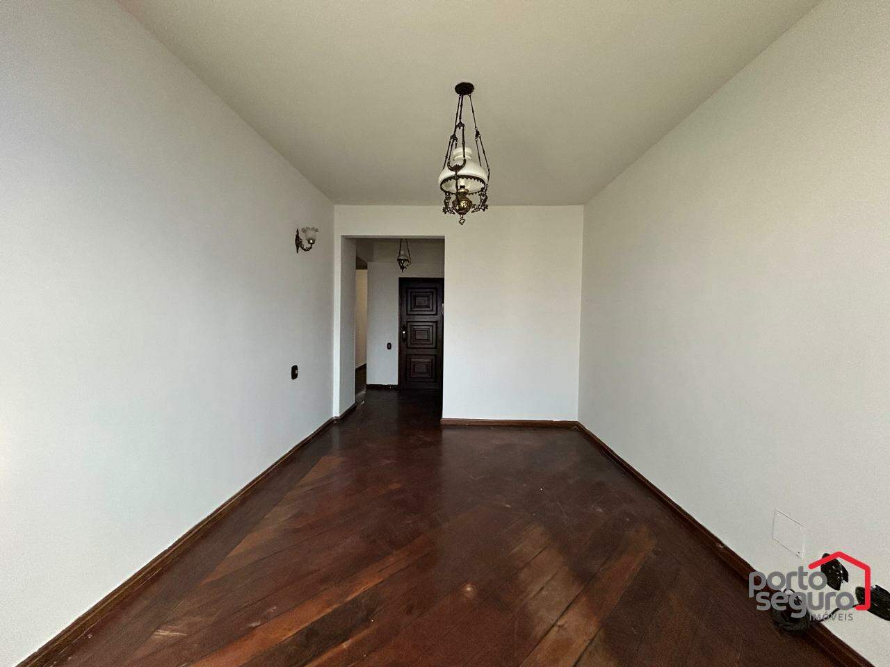 Apartamento para aluguel no Centro: Apartamento para alugar, Centro - Divinópolis/MG