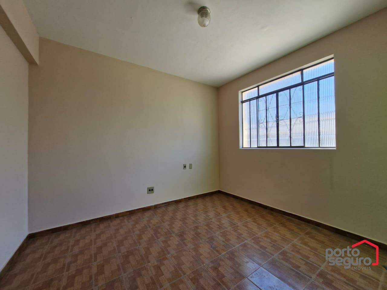 Apartamento para aluguel no Santo Antônio: Apartamento para alugar, Santo Antônio - Divinópolis/MG