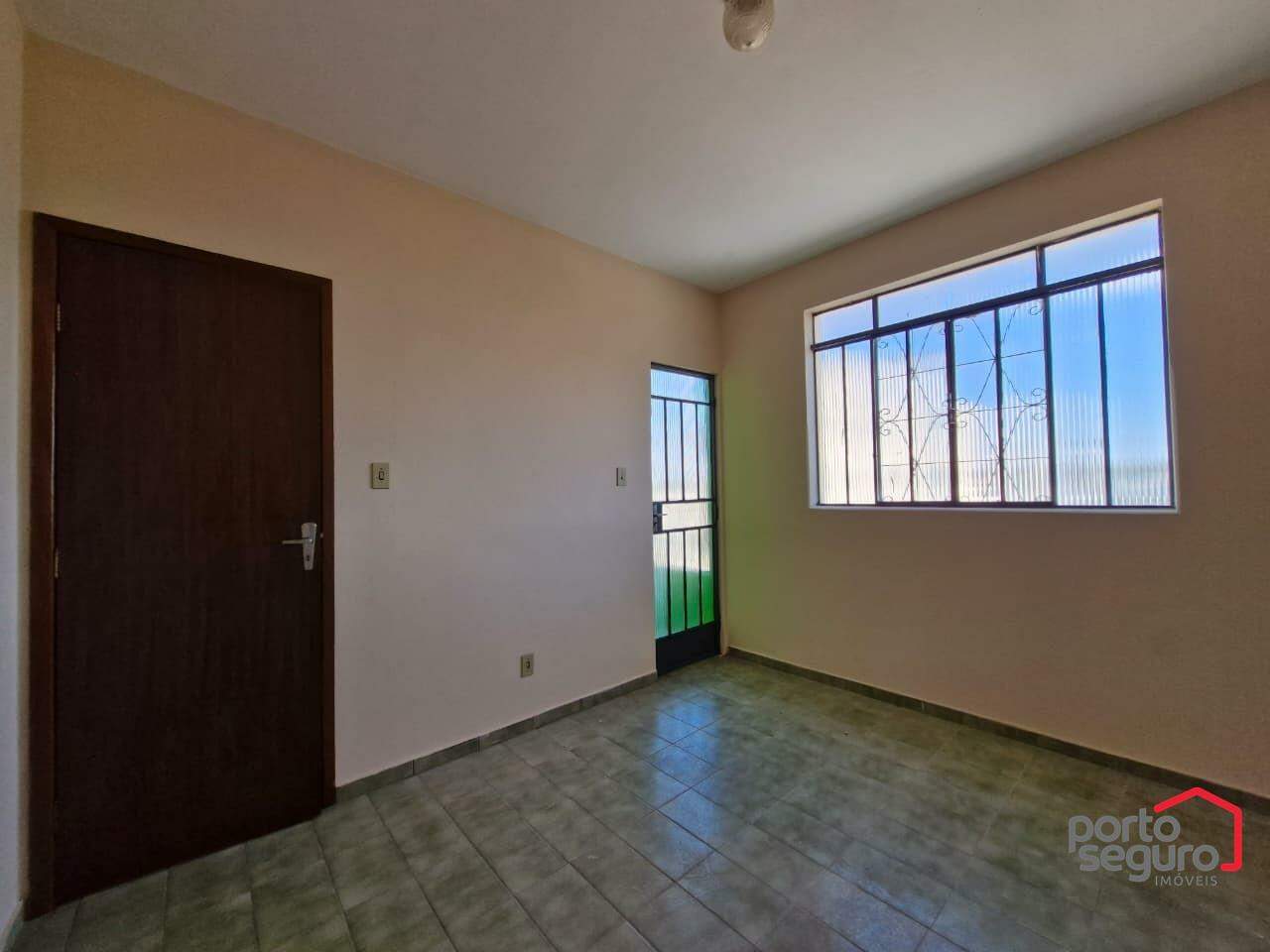 Apartamento para aluguel no Santo Antônio: Apartamento para alugar, Santo Antônio - Divinópolis/MG