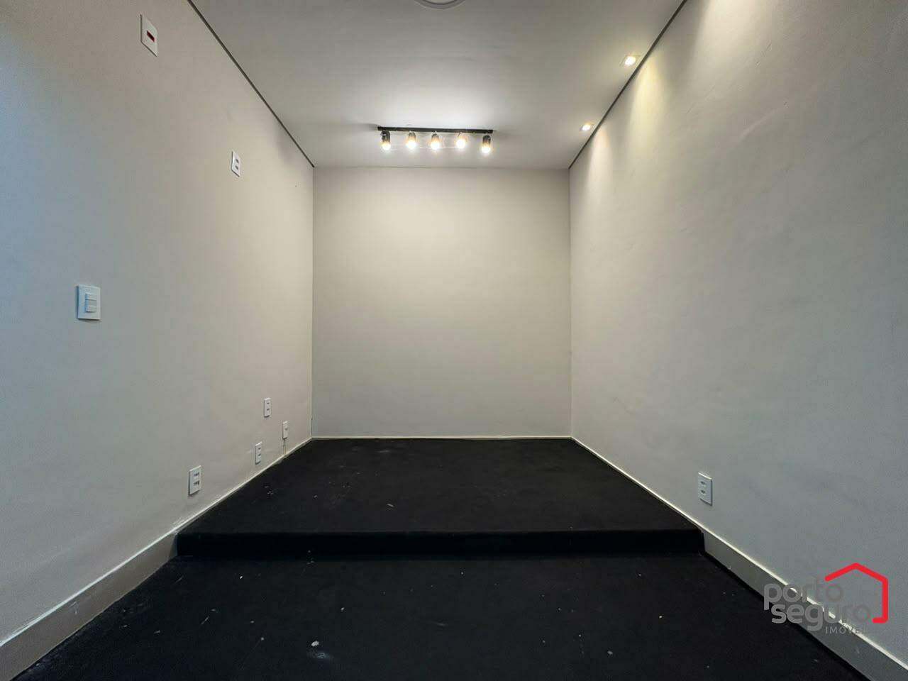 Sala para aluguel no Centro: Sala para alugar, Centro - Divinópolis/MG