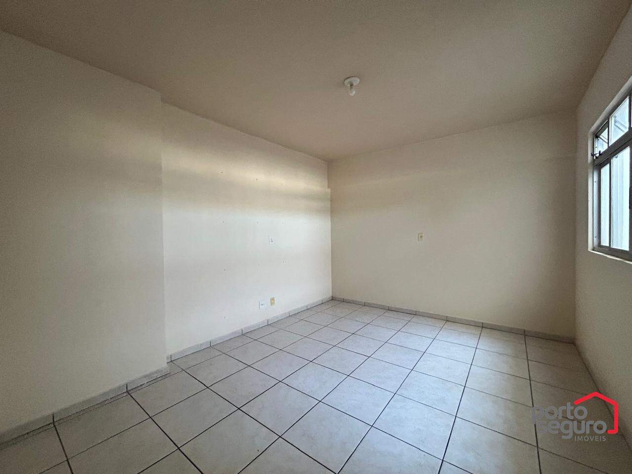 Apartamento para aluguel no Planalto: Apartamento para alugar, Planalto - Divinópolis/MG