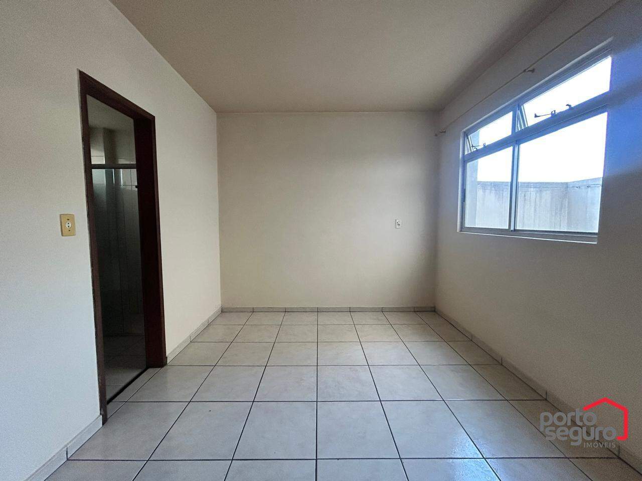 Apartamento para aluguel no Planalto: Apartamento para alugar, Planalto - Divinópolis/MG