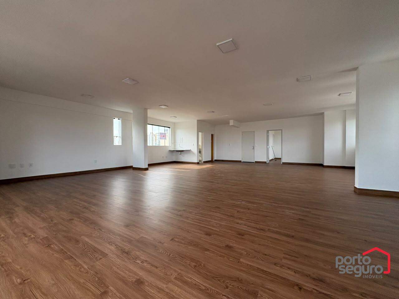 Sala para aluguel no Centro: Sala para alugar, Centro - Divinópolis/MG
