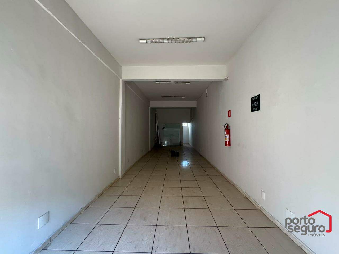 Loja para aluguel no Centro: Loja para alugar, Centro - Divinópolis/MG
