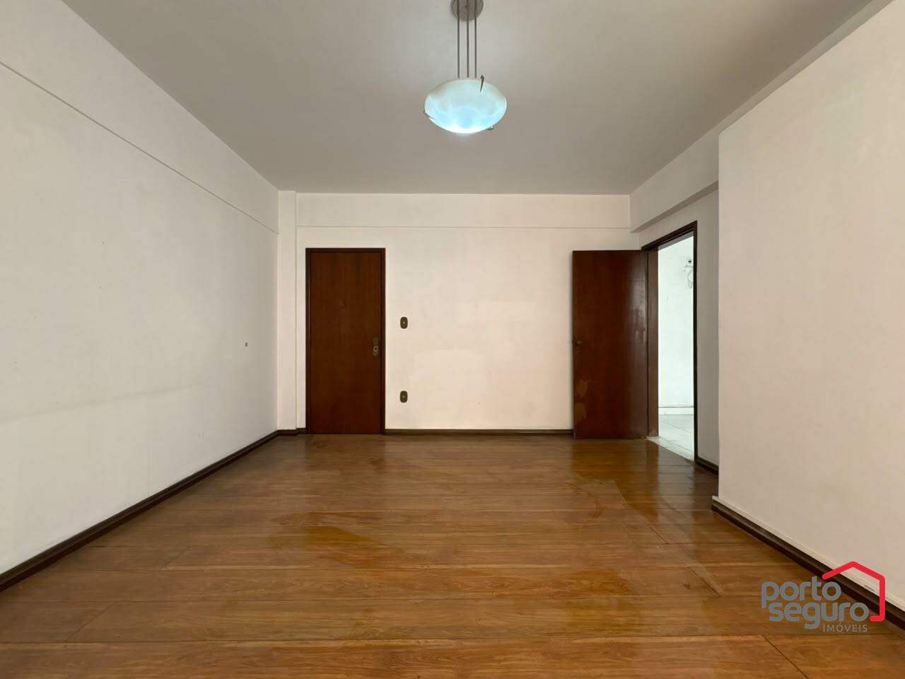 Apartamento para aluguel no Centro: Apartamento para alugar, Centro - Divinópolis/MG
