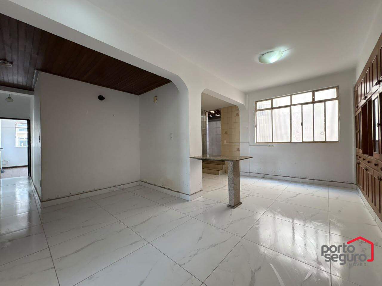 Apartamento para aluguel no Centro: Apartamento para alugar, Centro - Divinópolis/MG