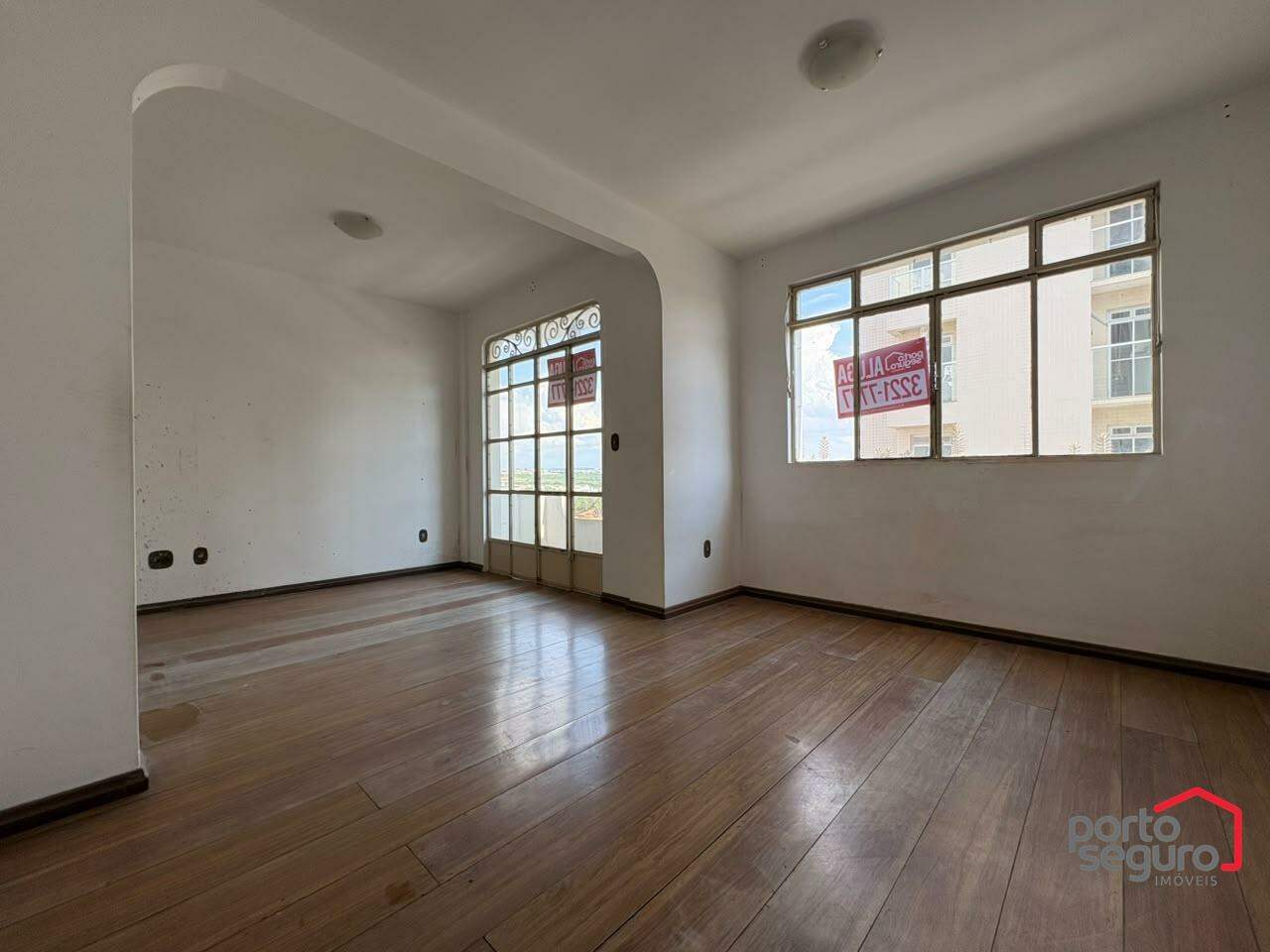 Apartamento para aluguel no Centro: Apartamento para alugar, Centro - Divinópolis/MG