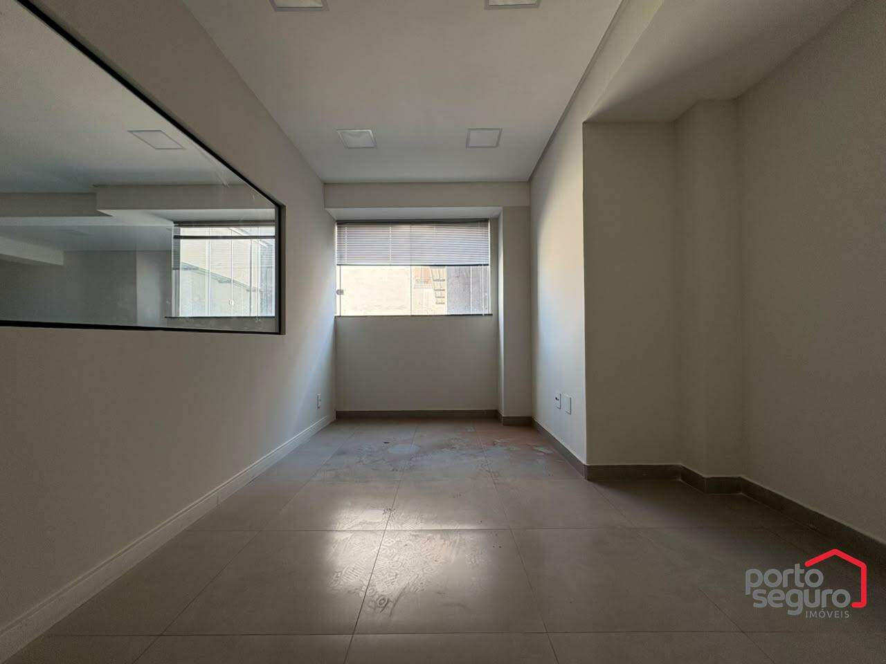Sala para aluguel no Centro: Sala para alugar, Centro - Divinópolis/MG