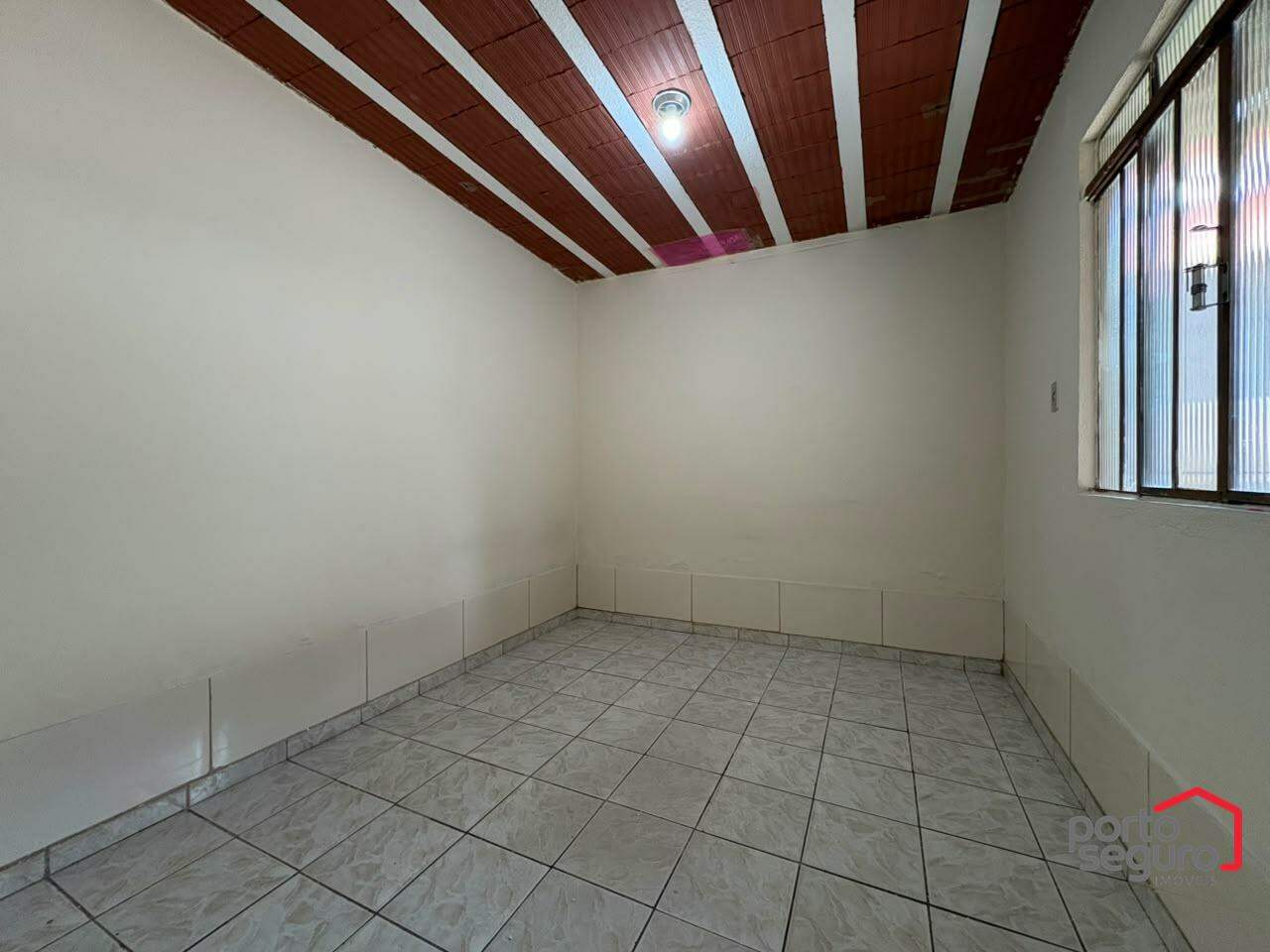 Barracão para aluguel no São José: Barracão para alugar, São José - Divinópolis/MG