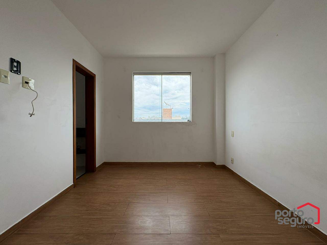 Apartamento para aluguel no Ipiranga: Apartamento para alugar, Ipiranga - Divinópolis/MG