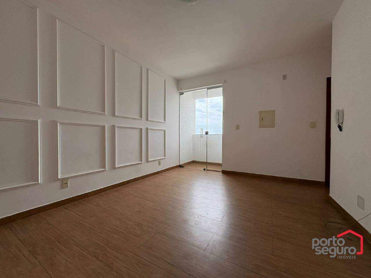 Apartamento para aluguel no Ipiranga: Apartamento para alugar, Ipiranga - Divinópolis/MG