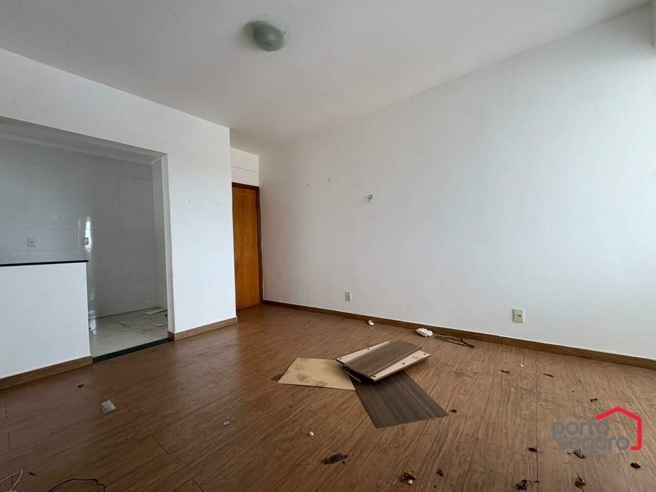Apartamento para aluguel no Ipiranga: Apartamento para alugar, Ipiranga - Divinópolis/MG