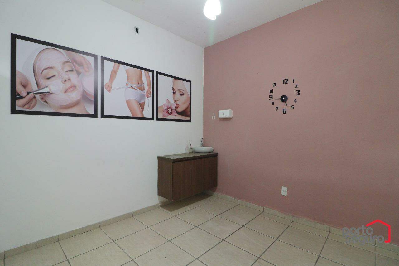Casa para aluguel no Centro: Casa para alugar, Centro - Divinópolis/MG