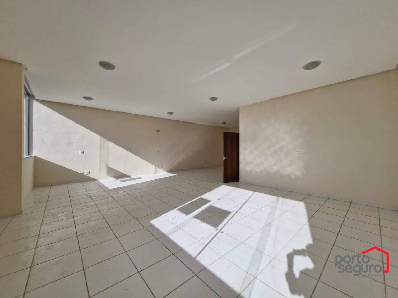Sala para aluguel no Liberdade: Sala para alugar, Liberdade - Divinópolis/MG