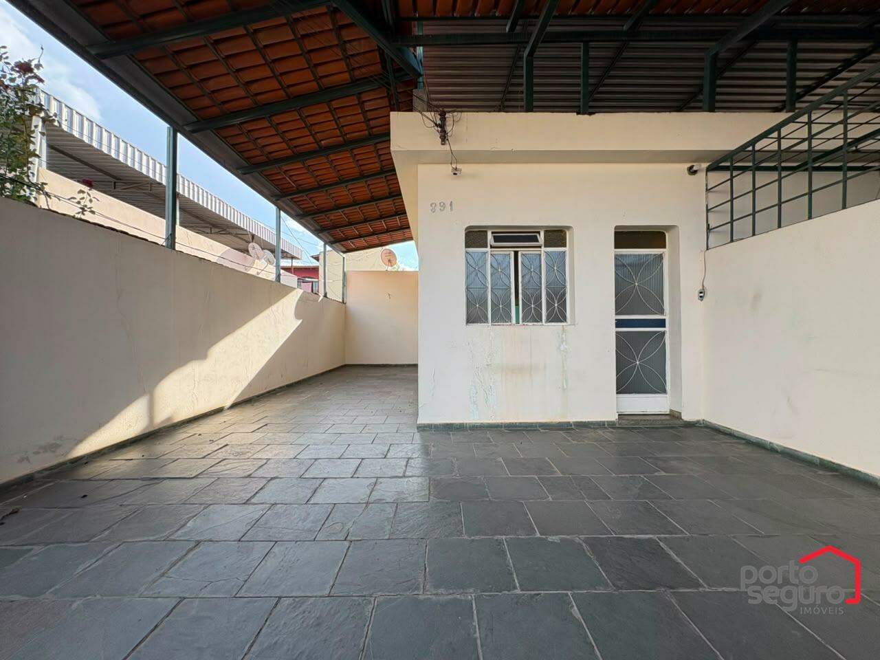 Casa para aluguel no Levindo Paula Pereira: Casa para alugar, Levindo Paula Pereira - Divinópolis/MG