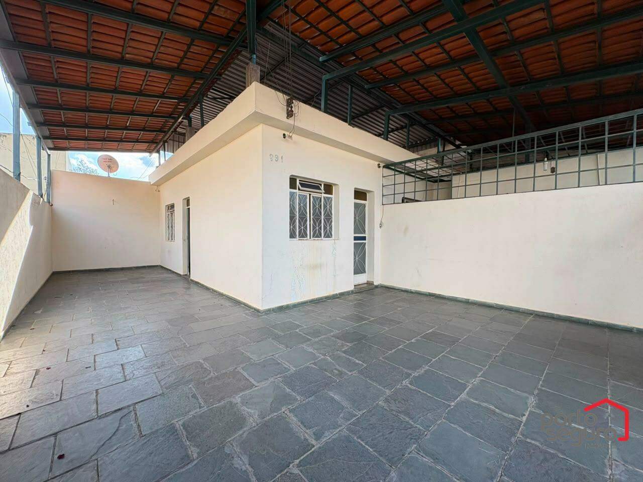 Casa para aluguel no Levindo Paula Pereira: Casa para alugar, Levindo Paula Pereira - Divinópolis/MG