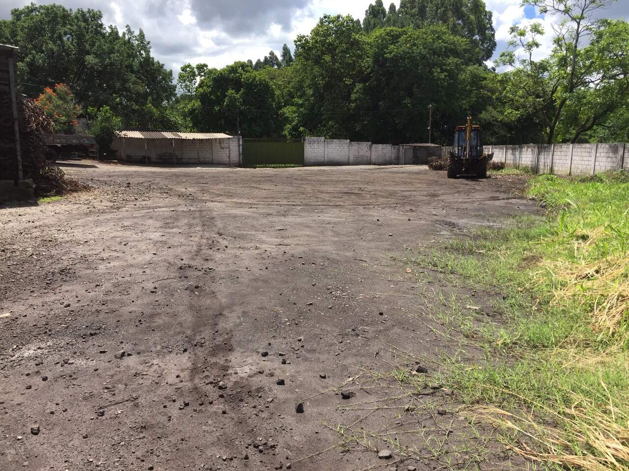 Lote à venda no Interlagos: Lote à venda, Interlagos - Divinópolis/MG