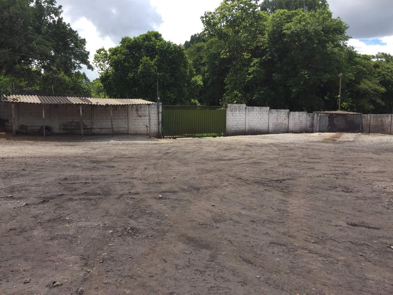 Lote à venda no Interlagos: Lote à venda, Interlagos - Divinópolis/MG
