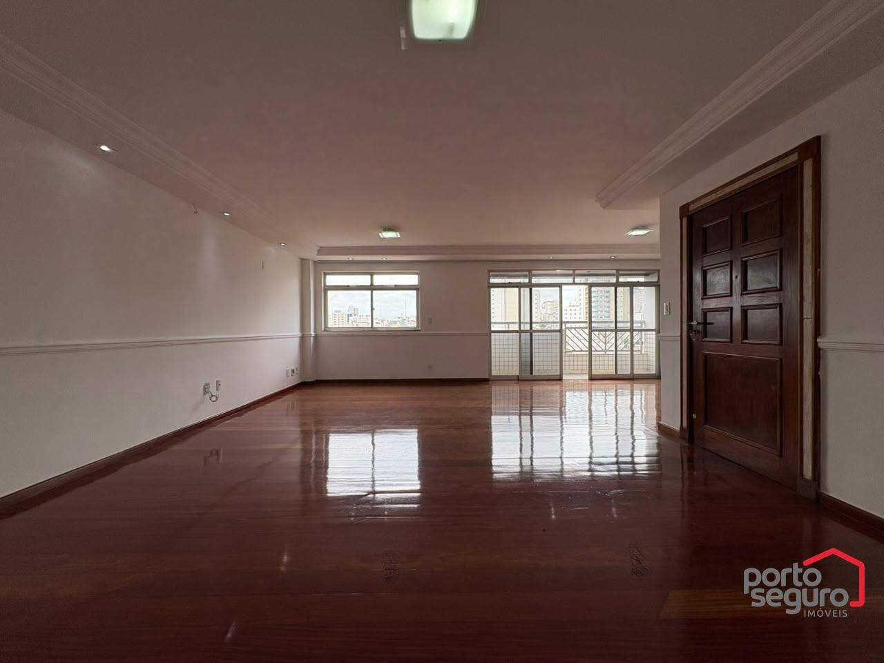 Apartamento para aluguel no Centro: Apartamento para alugar, Centro - Divinópolis/MG