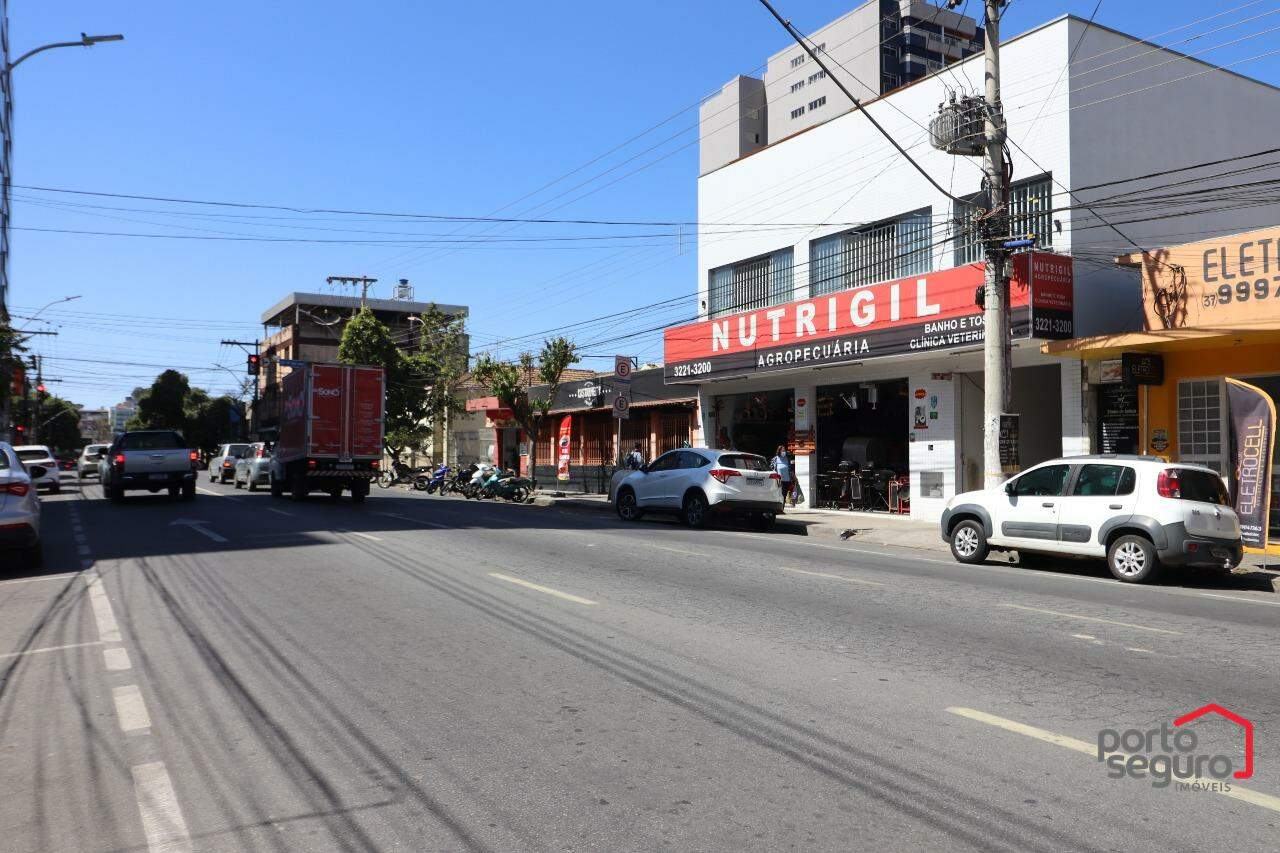 Loja para aluguel no Centro: Loja para alugar, Centro - Divinópolis/MG