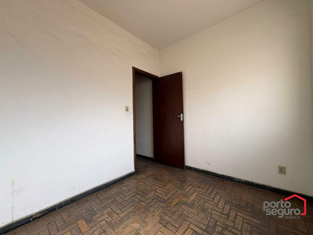 Apartamento para aluguel no Centro: Apartamento para alugar, Centro - Divinópolis/MG