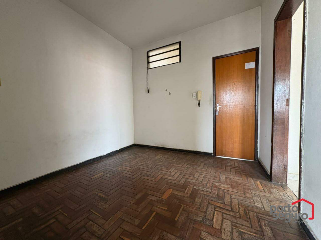 Apartamento para aluguel no Centro: Apartamento para alugar, Centro - Divinópolis/MG