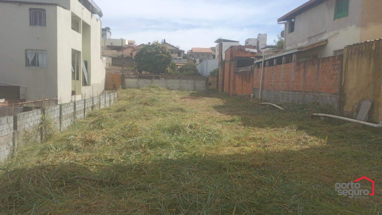 Lote para aluguel no Levindo Paula Pereira: Lote para alugar, Levindo Paula Pereira - Divinópolis/MG