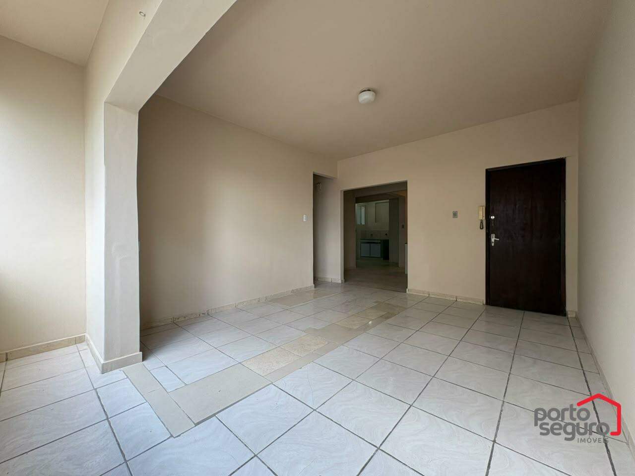 Apartamento para aluguel no Centro: Apartamento para alugar, Centro - Divinópolis/MG