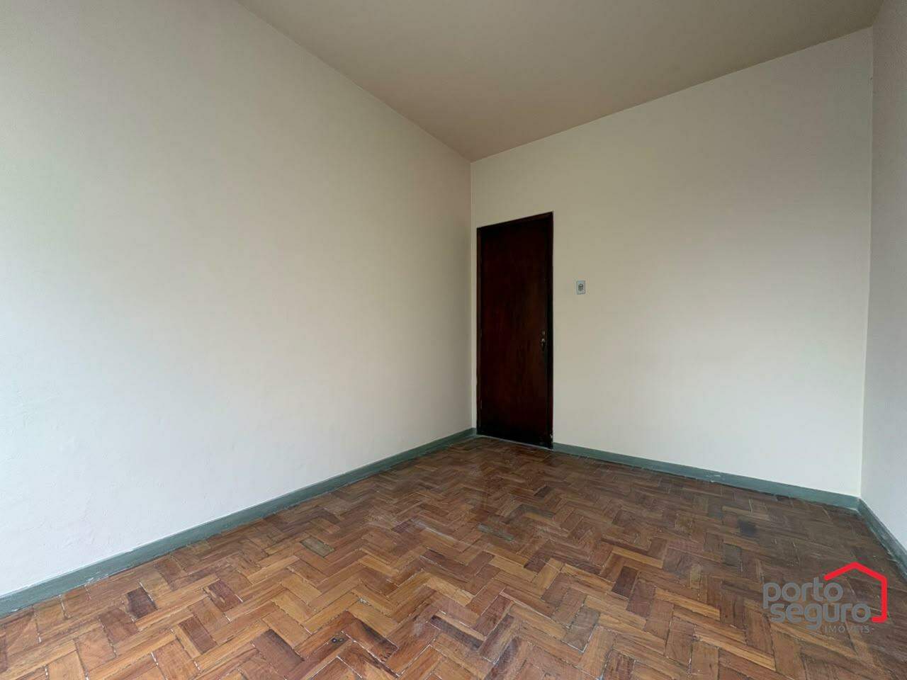 Apartamento para aluguel no Centro: Apartamento para alugar, Centro - Divinópolis/MG