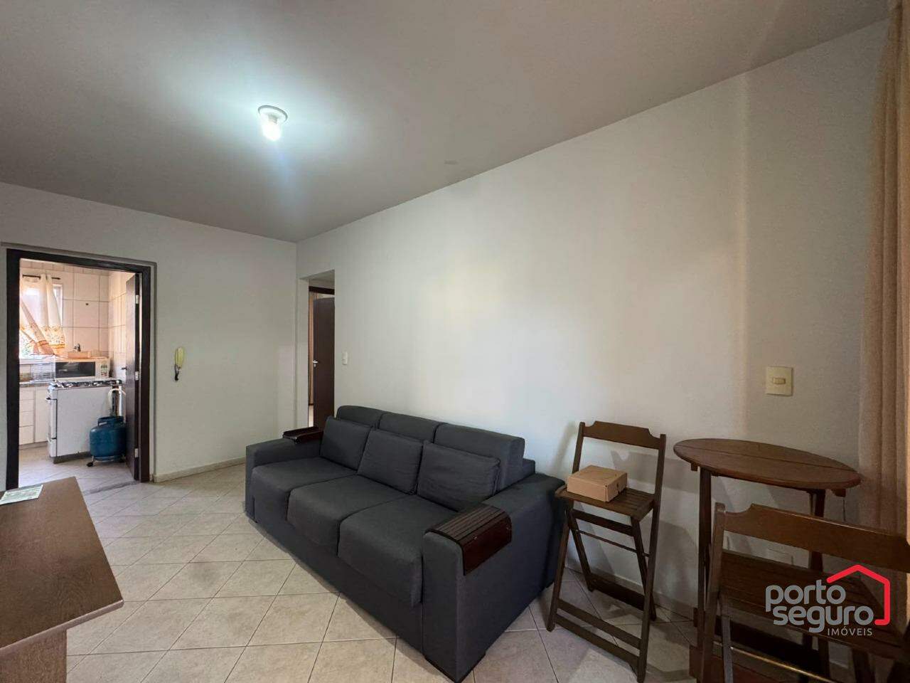 Apartamento para aluguel no Centro: Apartamento para alugar, Centro - Divinópolis/MG