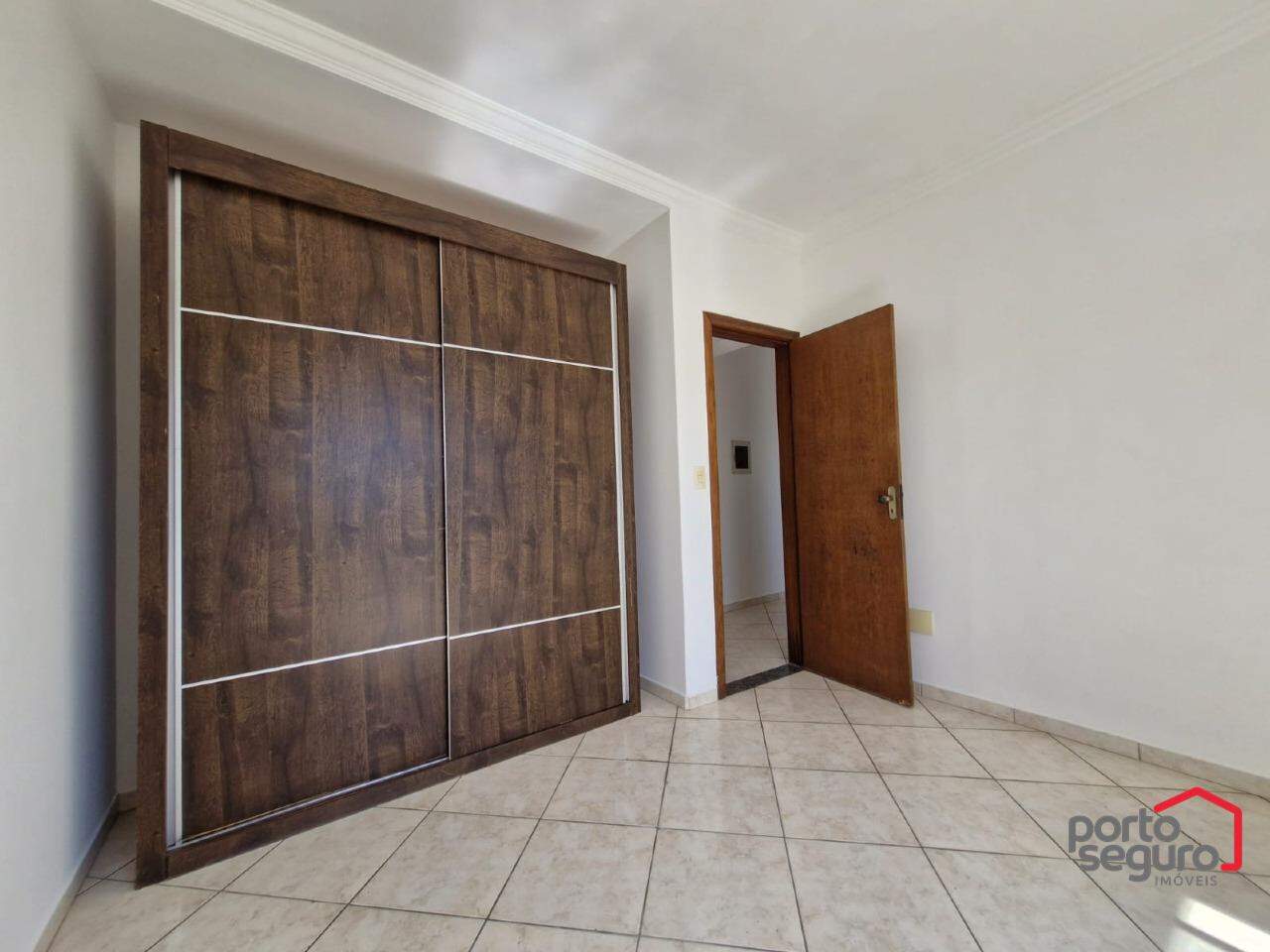 Cobertura para aluguel no Centro: Cobertura para alugar, Centro - Divinópolis/MG