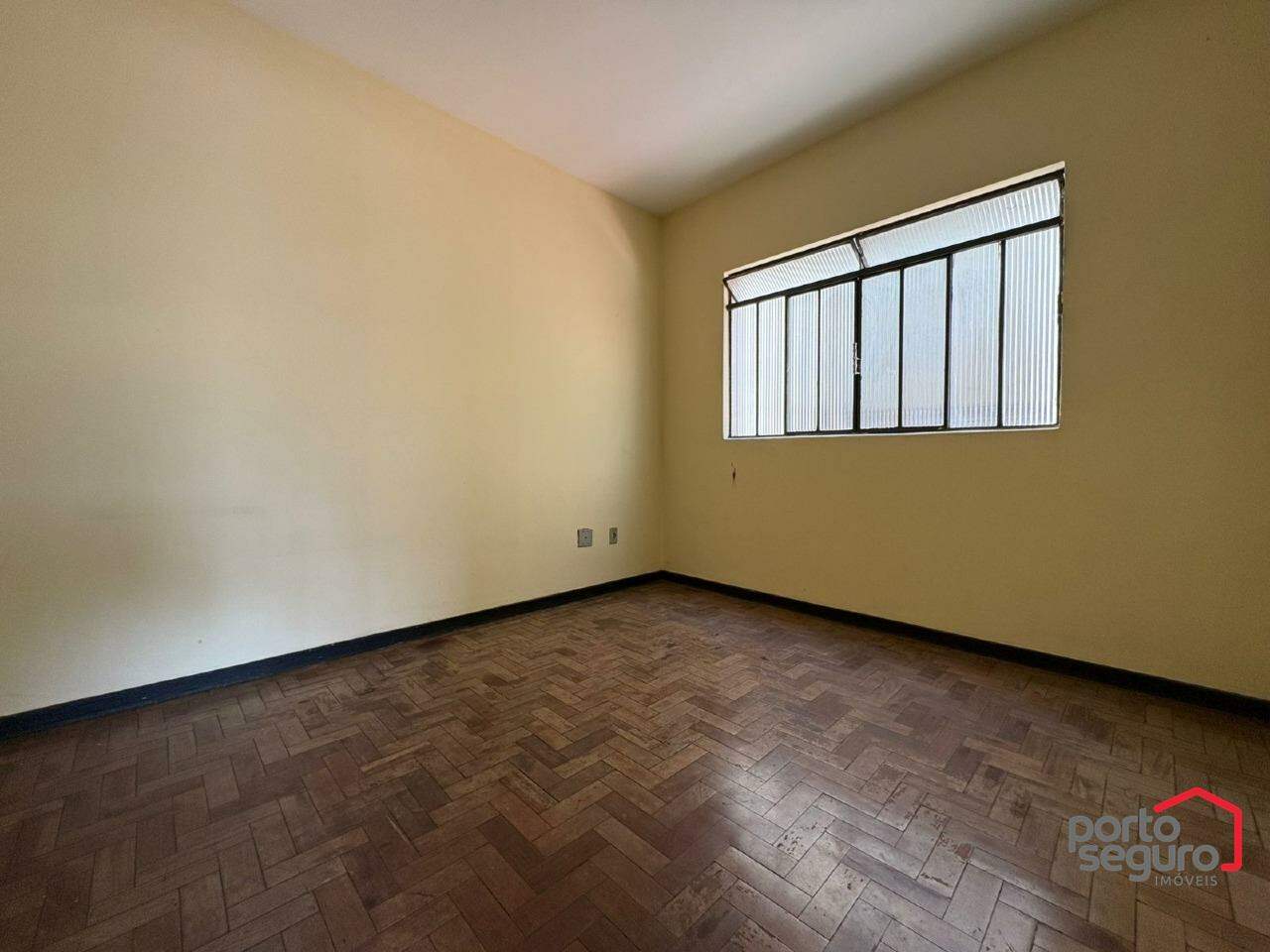 Apartamento para aluguel no Centro: Apartamento para alugar, Centro - Divinópolis/MG