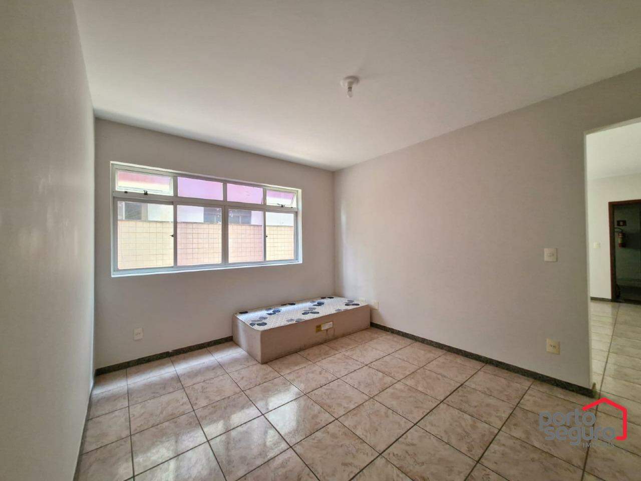 Apartamento para aluguel no Centro: Apartamento para alugar, Centro - Divinópolis/MG