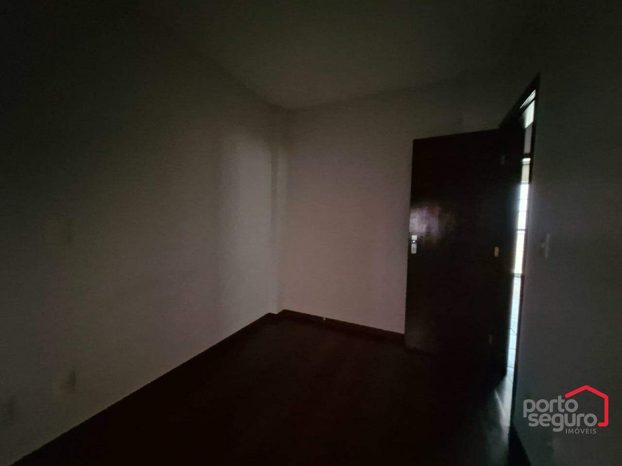 Apartamento para aluguel no Centro: Apartamento para alugar, Centro - Divinópolis/MG