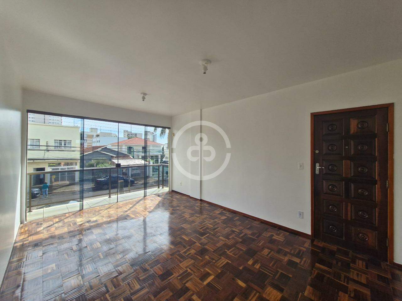 Apartamento para aluguel no Centro: 