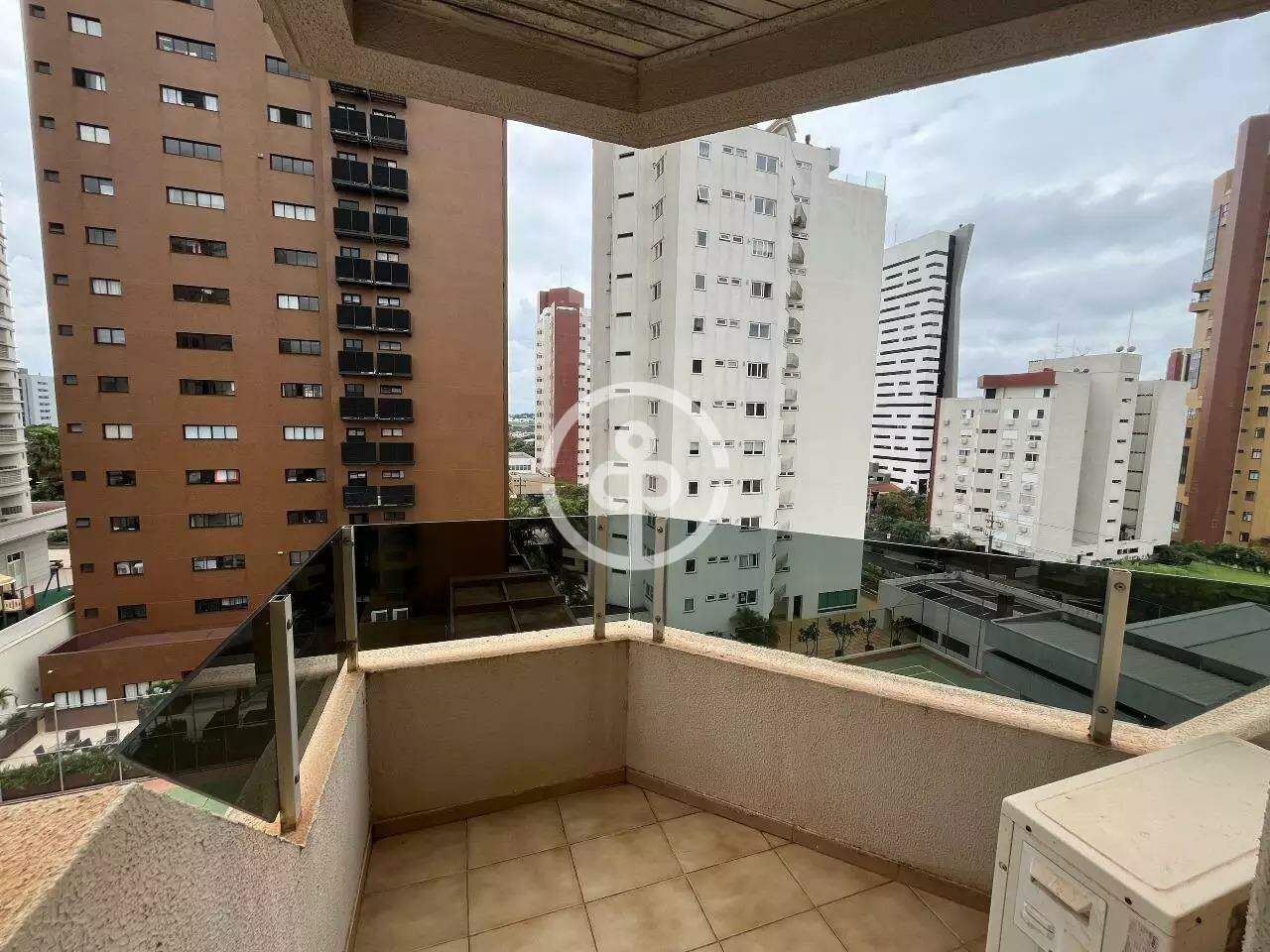Apartamento para aluguel no Centro: 