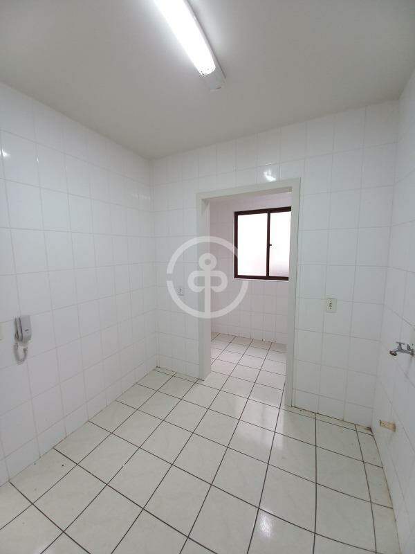 Apartamento para aluguel no Country: 
