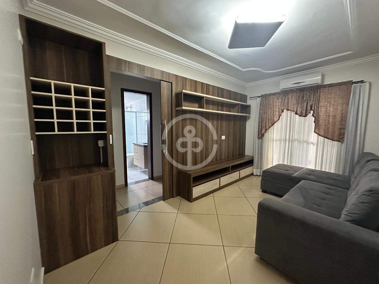 Apartamento para aluguel no Centro: 