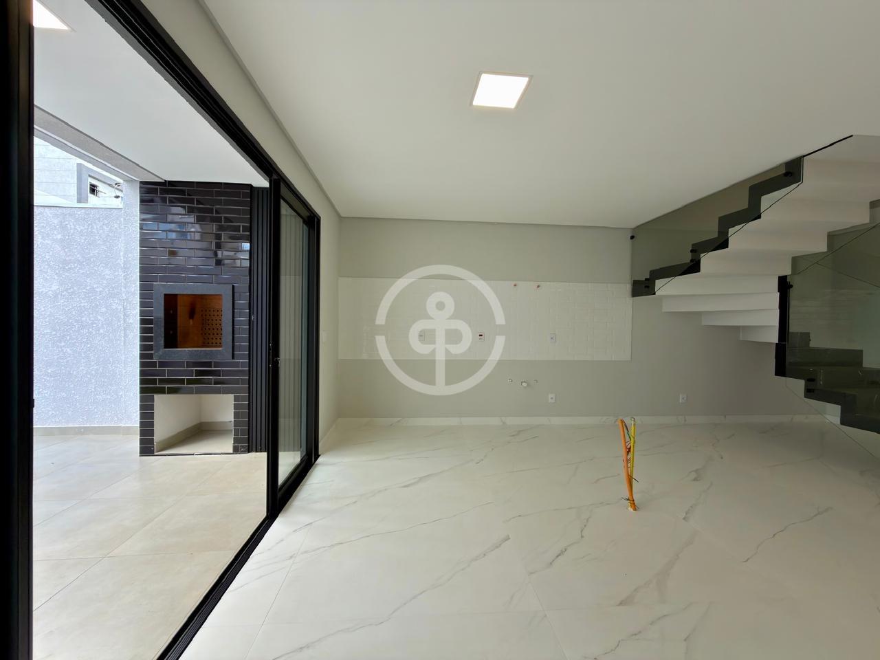 Sobrado à venda no Country: 