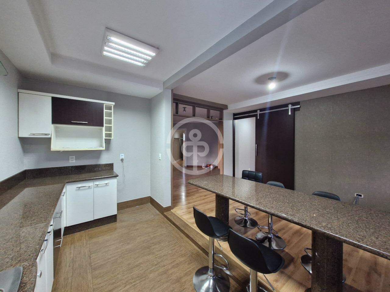 Apartamento para alugar em Centro, Cascavel — Portal Chave Fácil