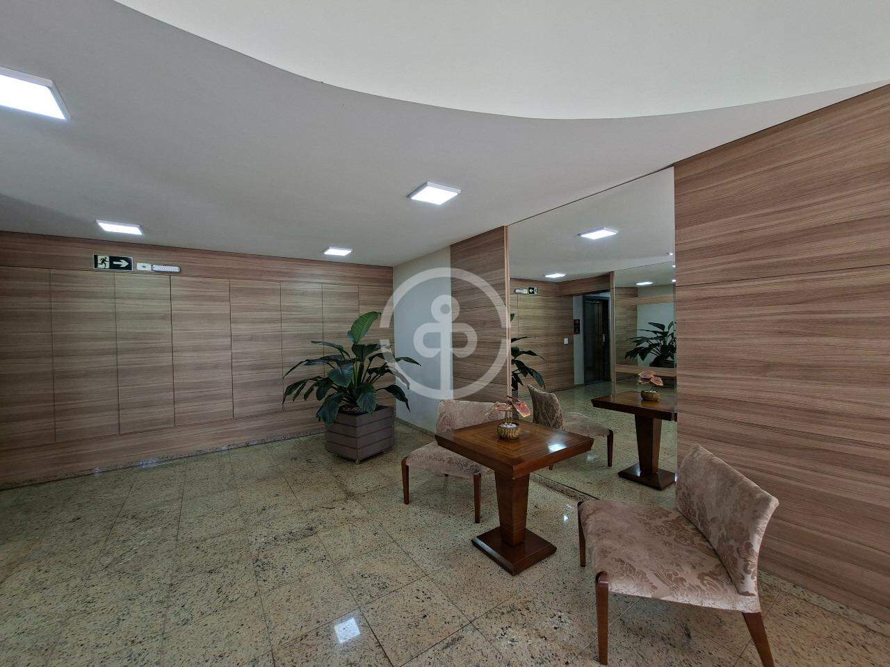 Apartamento para aluguel no Centro: 