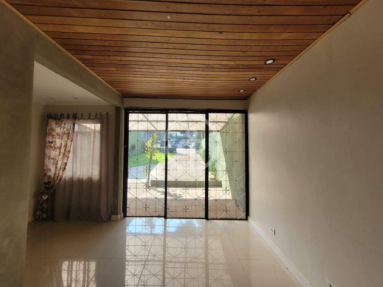 Casa para aluguel no Centro: 