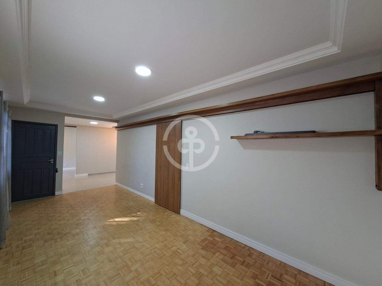 Casa para aluguel no Centro: 