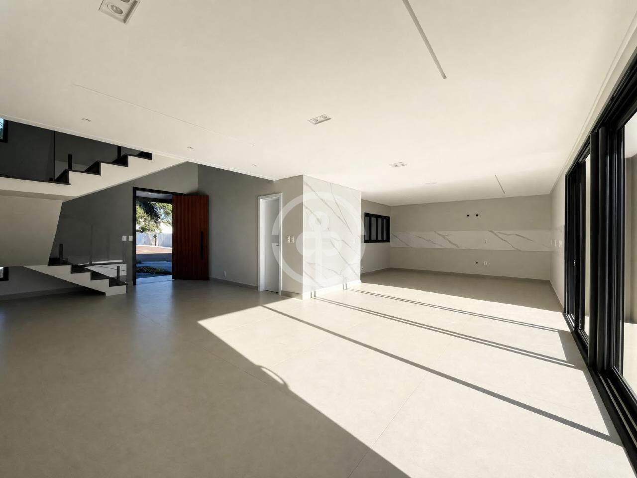 Casa em condomínio à venda no Cataratas: 