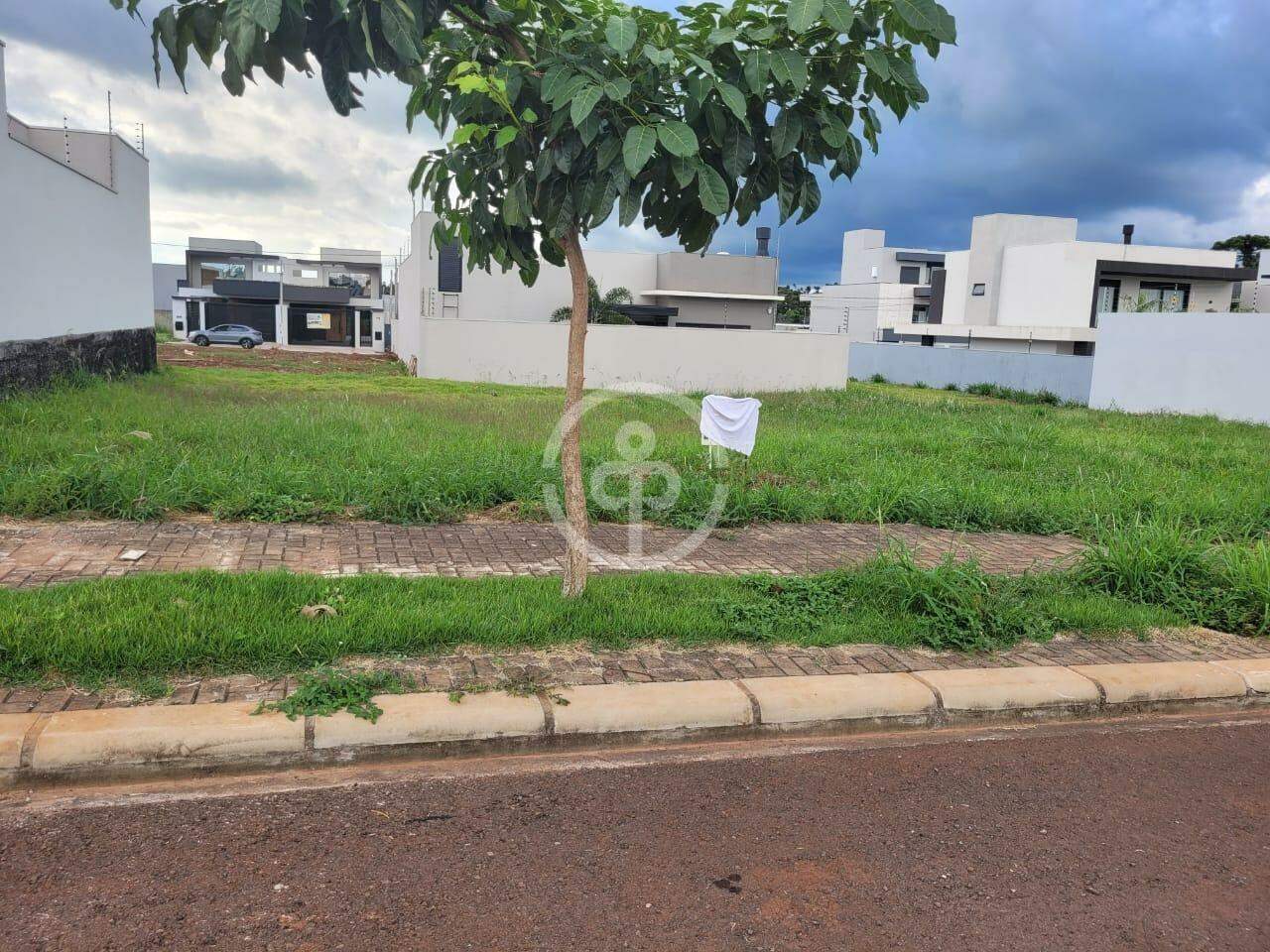 Terreno à venda no Recanto Tropical: 